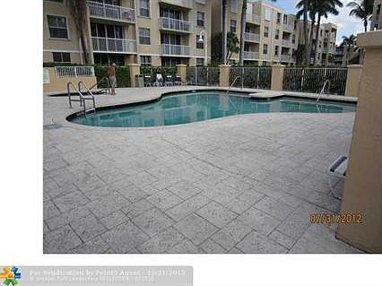 2nd image of 1450 SE 3rd Ave APT 307