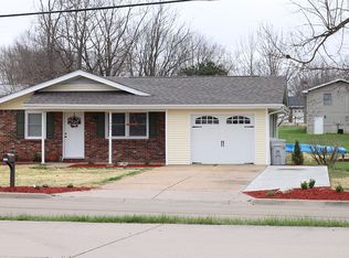 1402 Krei Ave, Farmington, MO 63640