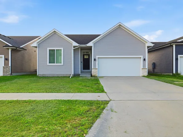 2324 Paine St NE, Bondurant, IA 50035