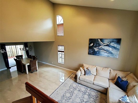 3rd image of 10760 SW 10th Pl