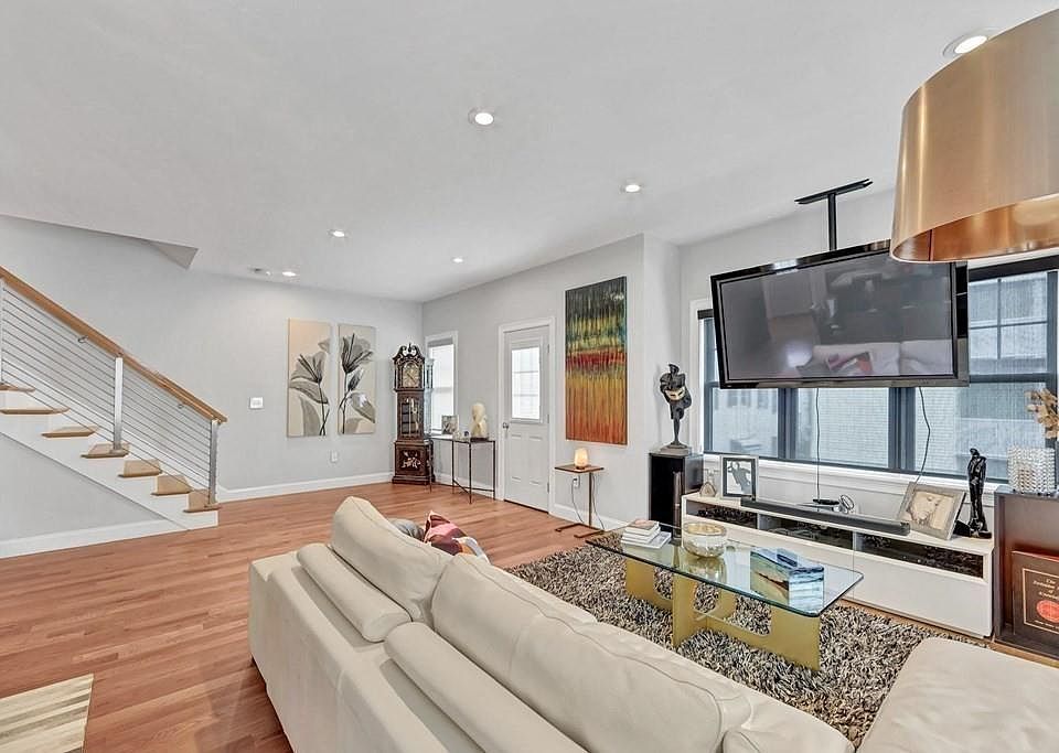 1st image of 36 Edgar Ave #1