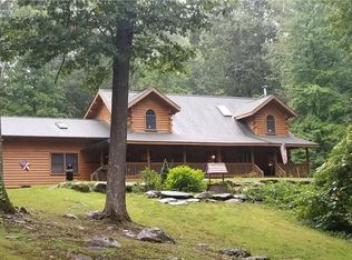 16 Camelot Way, Glocester, RI 02857