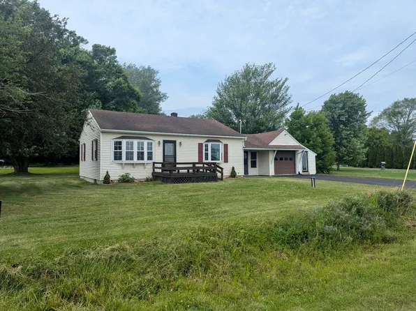 105 Burke Rd, Plattsburgh, NY 12901