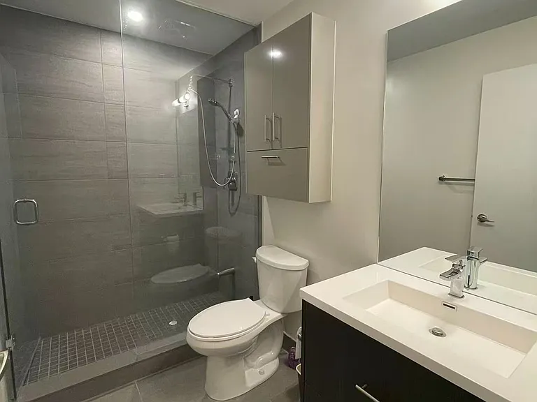 188 Fairview Mall Dr #2001 — Photo 7