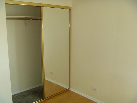 5th image of 1854 Huntington Blvd APT H