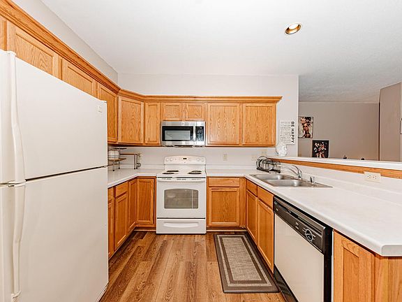 3rd image of 11200 W Gilbert AVENUE #D