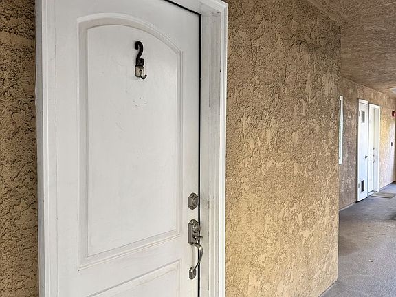 2nd image of 1140 Junipero Ave APT 2