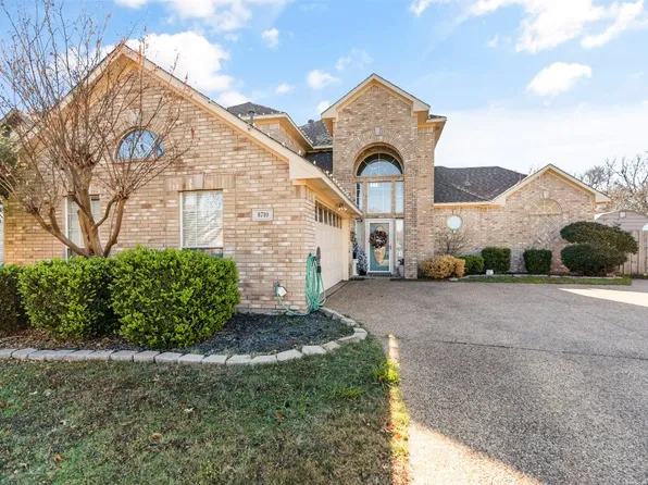 8710 Greenwood Trl, Rowlett, TX 75088