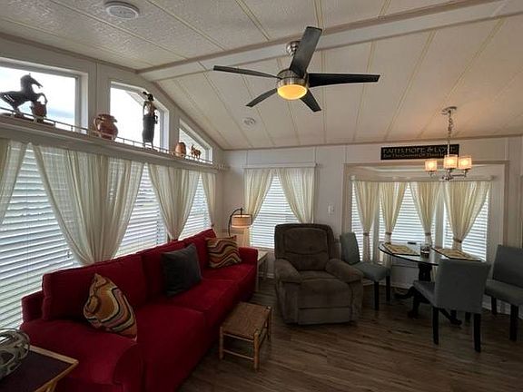 5th image of 3701 Baynard Dr #D-5