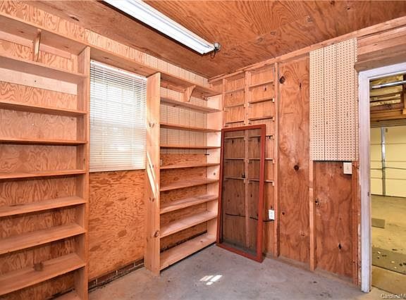 5th image of 7411 Briardale Dr