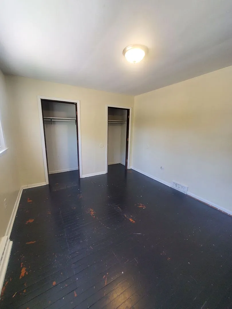 1634 Mead St. - 3 Unit — Photo 3