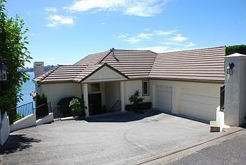Front entry from street