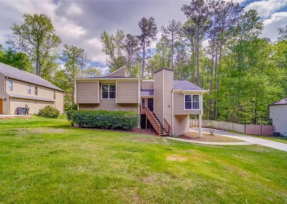 1st image of 2218 Woodfern Dr