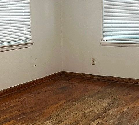 2nd image of 10 Elm St