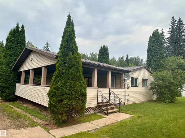 5309 51st St, Westlock County, AB T0G 1H0