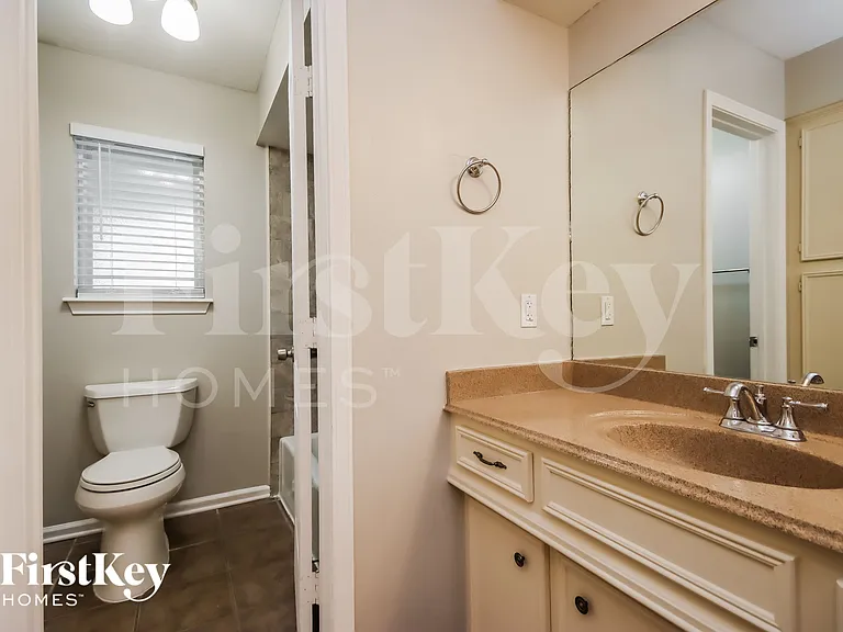 26715 Westwood Dr — Photo 13