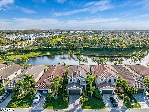 2nd image of 11546 Meadowrun Cir