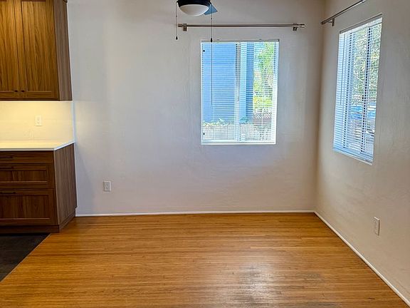 4th image of 4075-4077 Sequoia St #4075