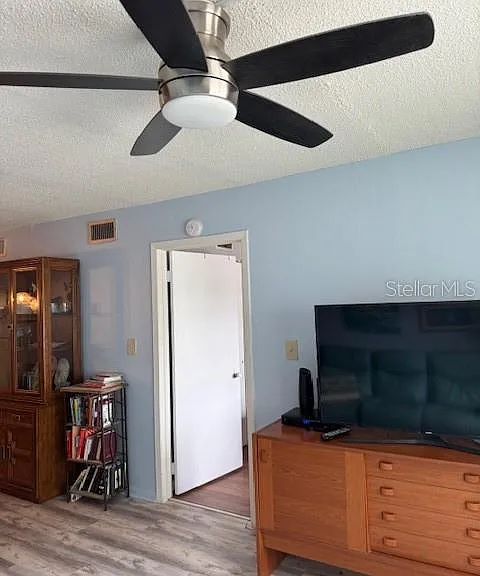 4746 Azalea Dr #103C — Photo 11