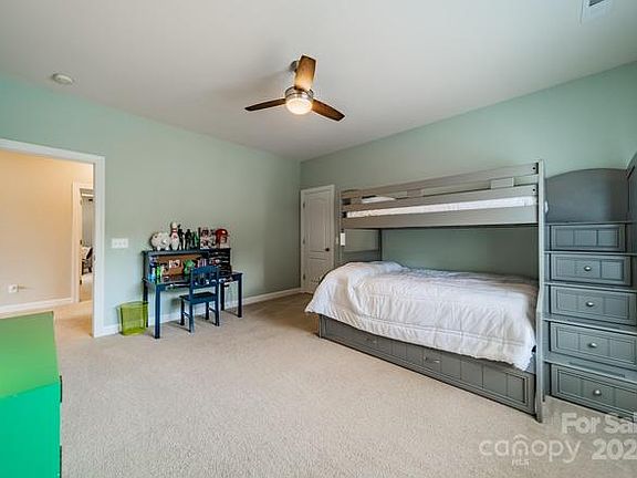 5th image of 424 Ranelagh Dr