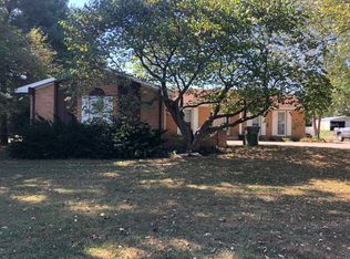 2883 Watts Rd, Burlington, KY 41005