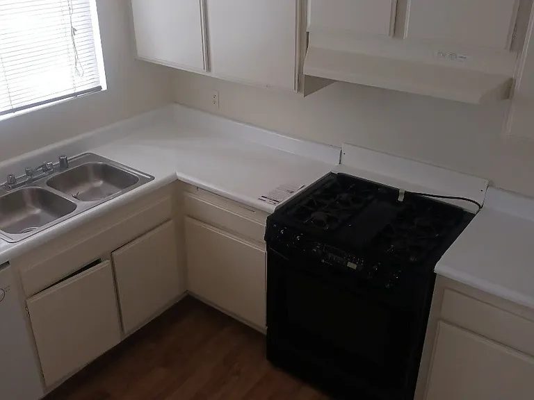 7107 Kester Ave #113 — Photo 5