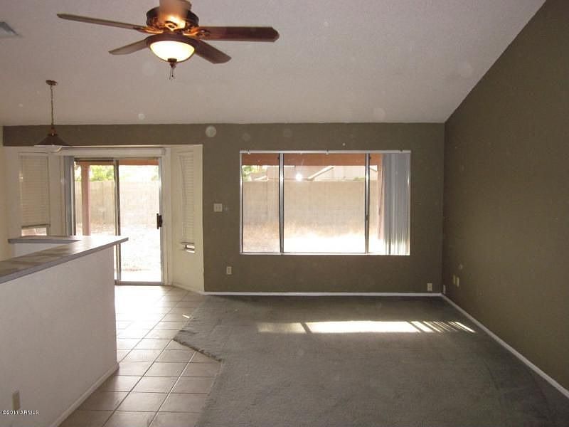 Family_Room_-_4_Bedroom_Home_in_Chandler_Arizona