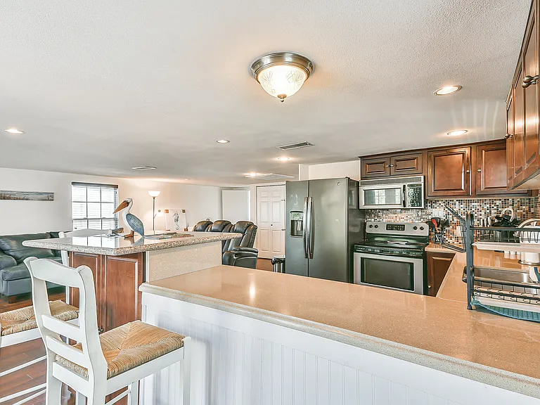 3919 San Jacinto Dr — Photo 8