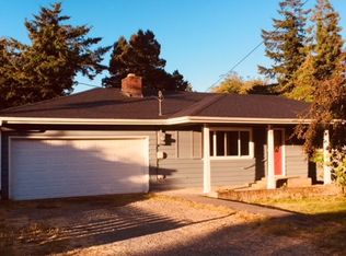 637 19th St, Port Orford, OR 97465