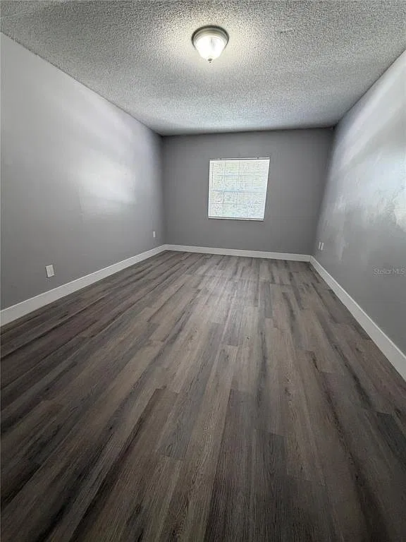 1 bed, 1.0 bath, 759 sqft, $1,095 — Photo 4