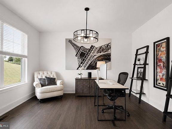 4th image of 18 Popjoy Ln