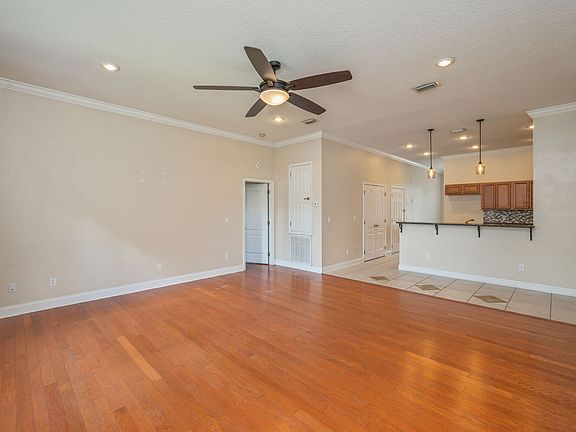 Living Room & Kitchen Bar