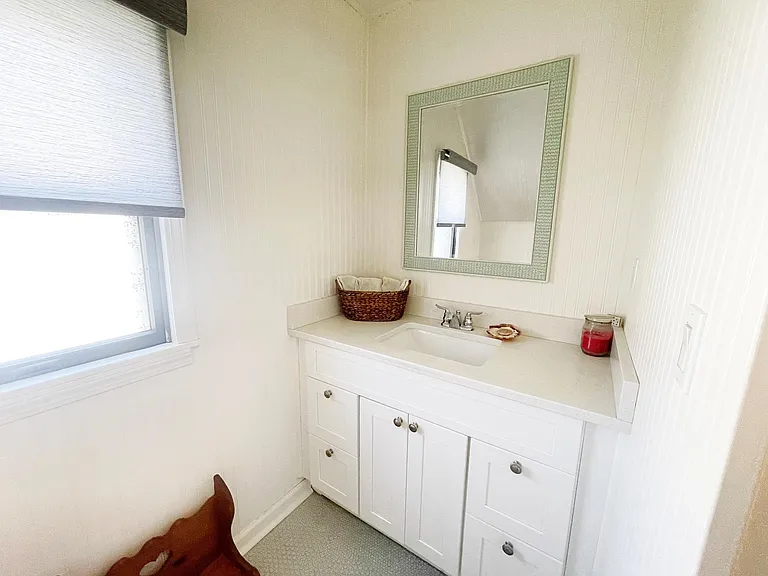 2 Ocean Ave — Photo 13