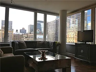 Rented by R New York