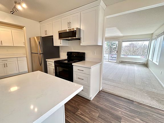 4th image of 6316 24th Ave NW APT 302