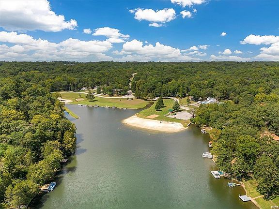 5th image of 1 S Lake Dr