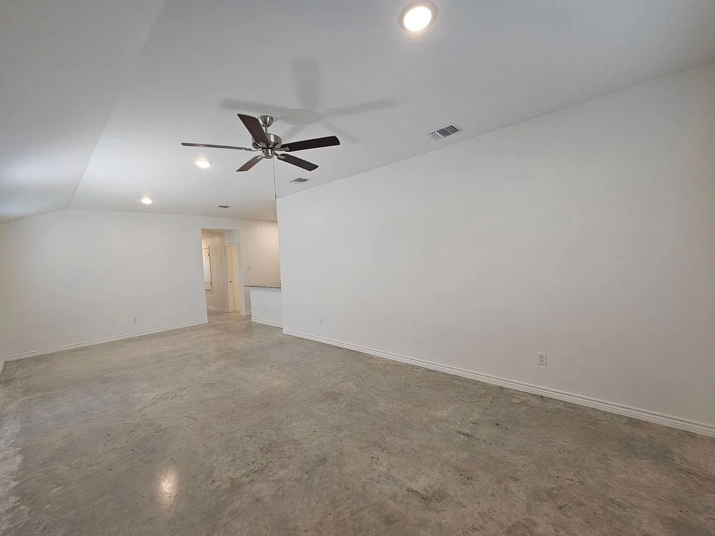 4404 Water Street (A/B) — Photo 3