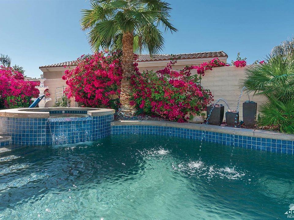 1st image of 40571 Calle Cerezo