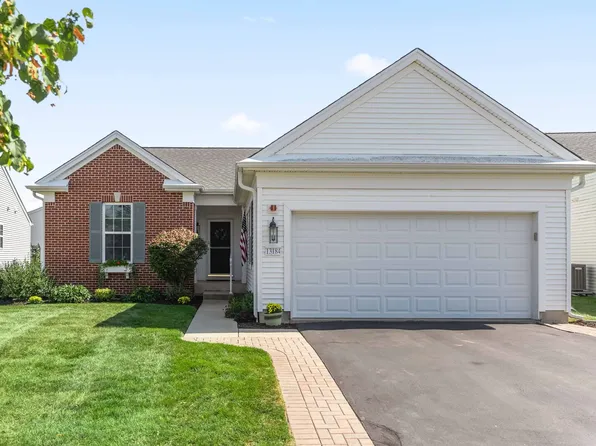 13184 Oakwood Ave, Huntley, IL 60142