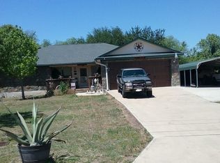 104 Ladybug Ln, Spicewood, TX 78669