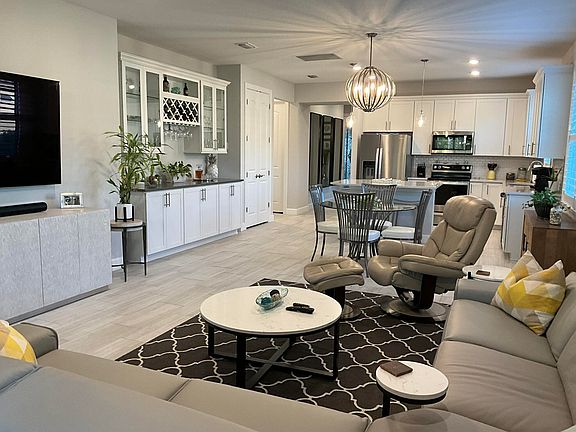 4th image of 4039 Basket Oak Circle