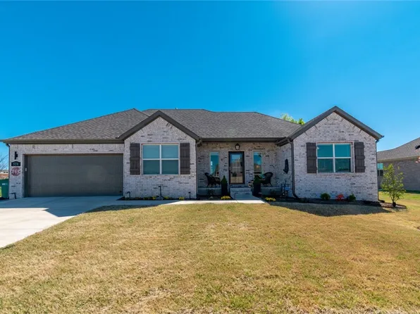 524 Utah Ave, Farmington, AR 72730