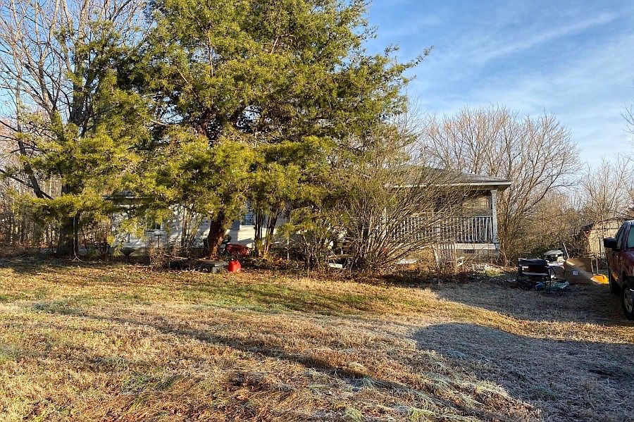 1st image of 94 Sunset Ln