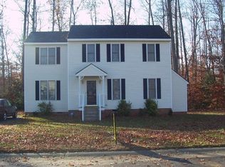 4801 Taylor Brook Ln, North Chesterfield, VA 23234