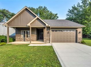 126 Wetmore Ave, Grand River, OH 44045