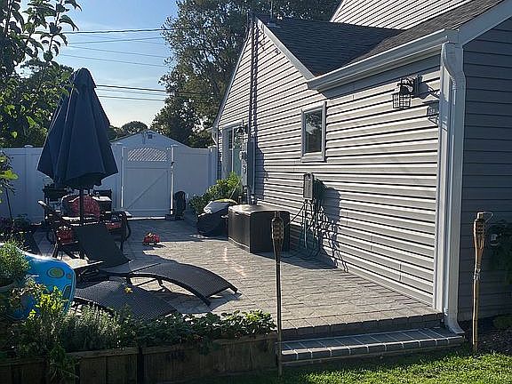 5th image of 43 Louis Ave