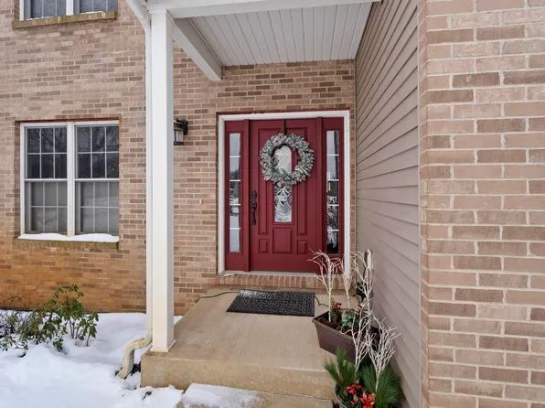 5994 Vrana Dr, Berrien Springs, MI 49103