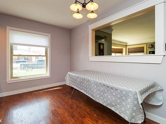 2nd image of 22513 Millenbach St