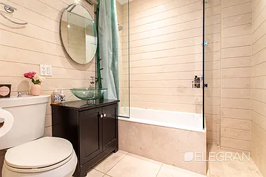 Rented by (Legacy) Elegran