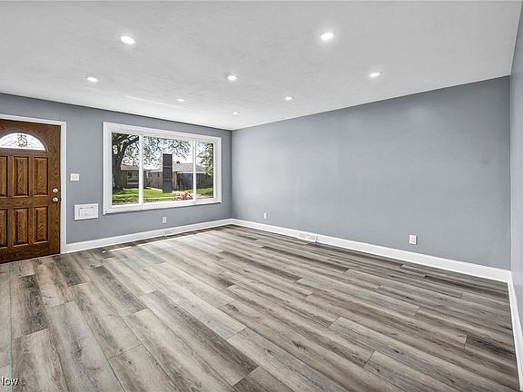 5th image of 4482 W 144th St